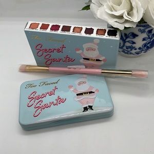 DUO!! Too Faced Limited Edition Secret Santa Eye Shadow Palette PLUS Brush!